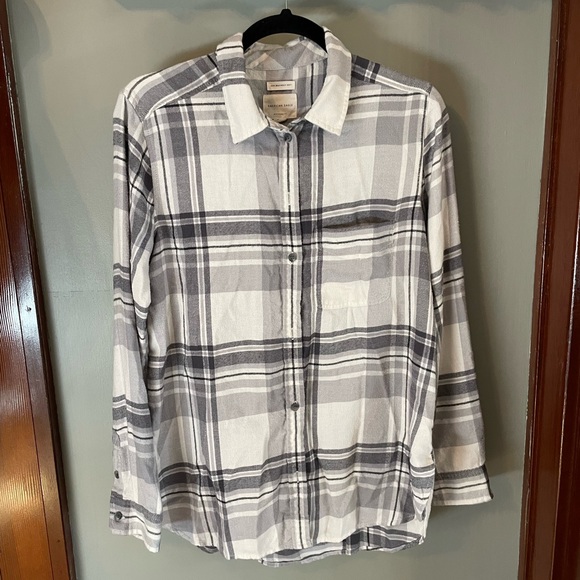 AE Flannel Medium - Picture 2 of 4